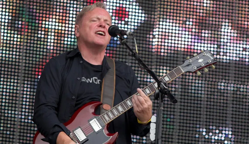 Bernard Sumner de New Order Bernard Sumner de New Order