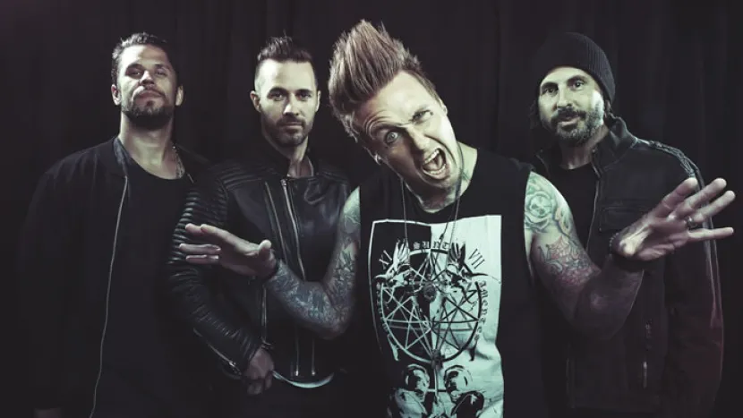 Foto: PapaRoach.com