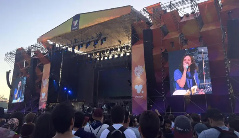 Tame Impala en el VTR Stage de Lollapalooza Chile 2016