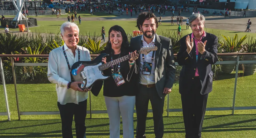 Roberto Medina presidente de Rock in Rio y representantes del gobierno chileno