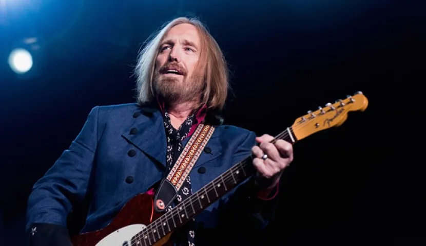 Muere a los 66 años Muere a los 66 años