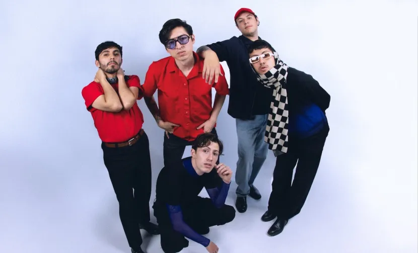 Lika Nova presenta dos avances de su nuevo álbum "Repetiría Todo" Lika Nova presenta dos avances de su nuevo álbum "Repetiría Todo"
